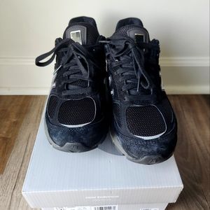 New Balance 990v5 Core